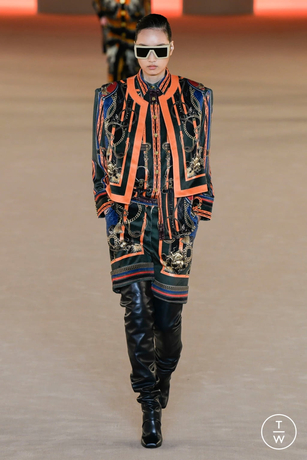 Fashion Week Paris Fall/Winter 2020 look 25 from the Balmain collection womenswear