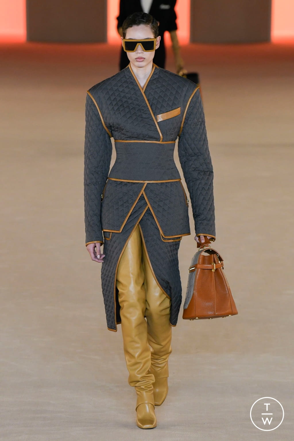Fashion Week Paris Fall/Winter 2020 look 30 from the Balmain collection womenswear