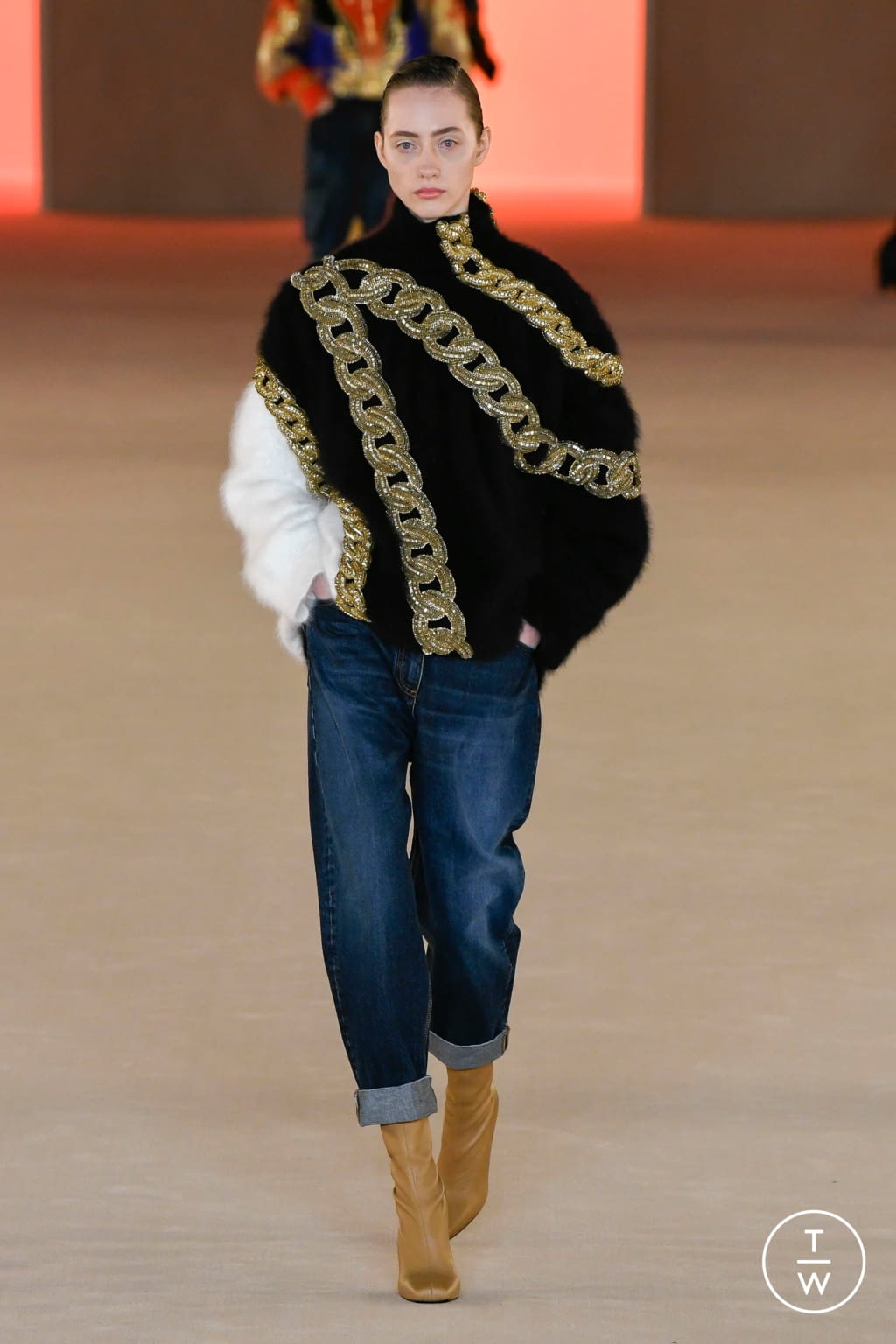 Fashion Week Paris Fall/Winter 2020 look 36 de la collection Balmain womenswear
