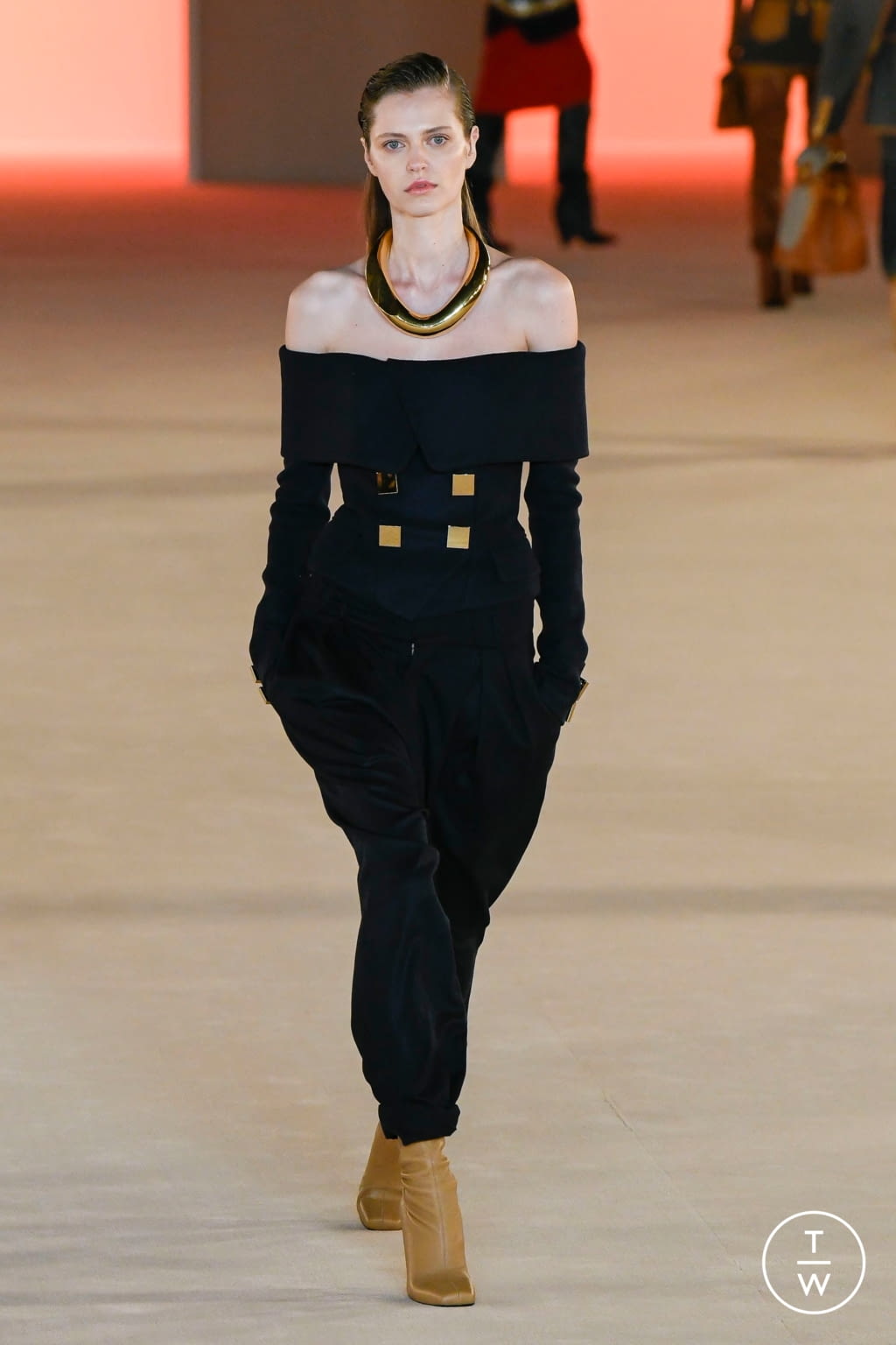 Fashion Week Paris Fall/Winter 2020 look 40 de la collection Balmain womenswear