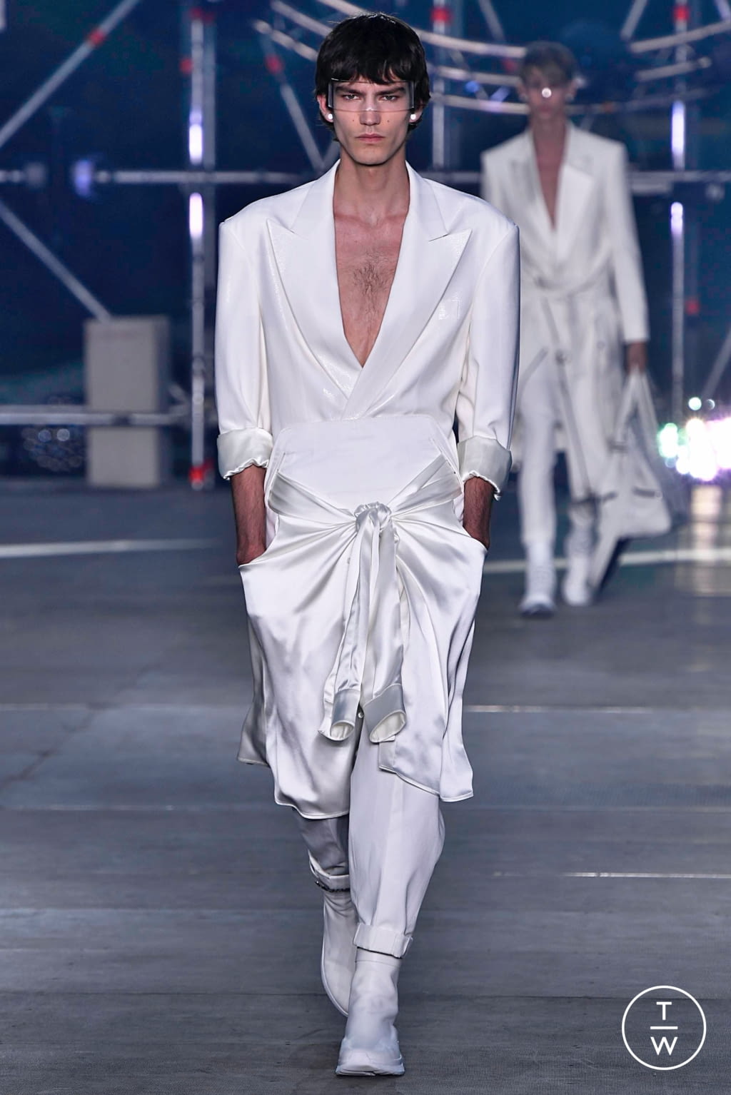 Fashion Week Paris Spring/Summer 2020 look 1 from the Balmain collection menswear