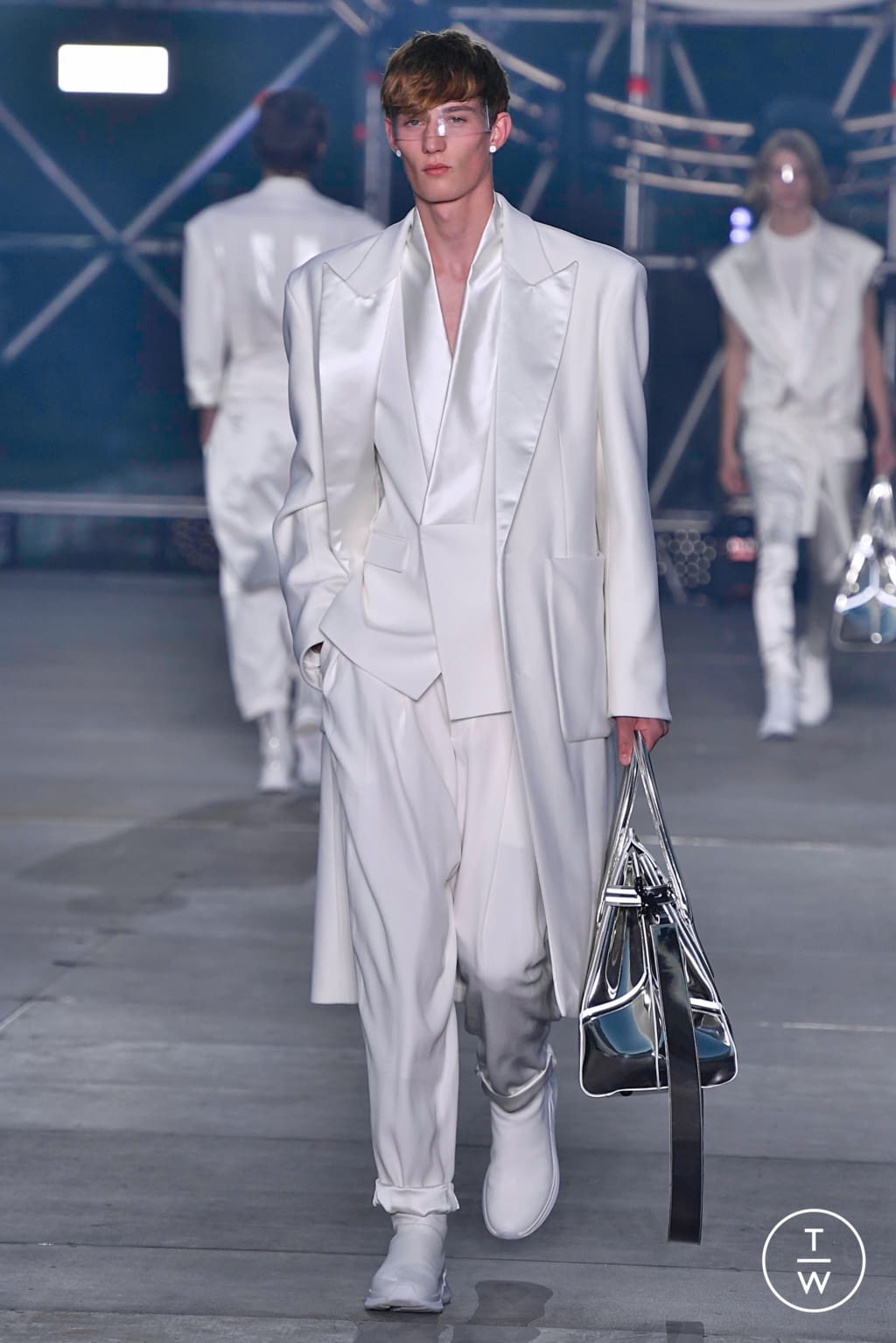 Fashion Week Paris Spring/Summer 2020 look 3 from the Balmain collection 男装