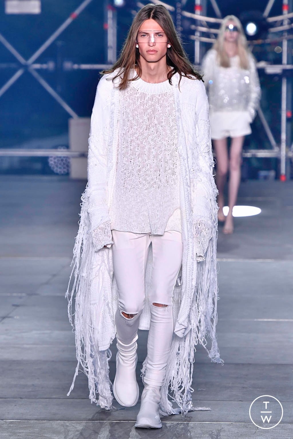 Fashion Week Paris Spring/Summer 2020 look 16 from the Balmain collection menswear