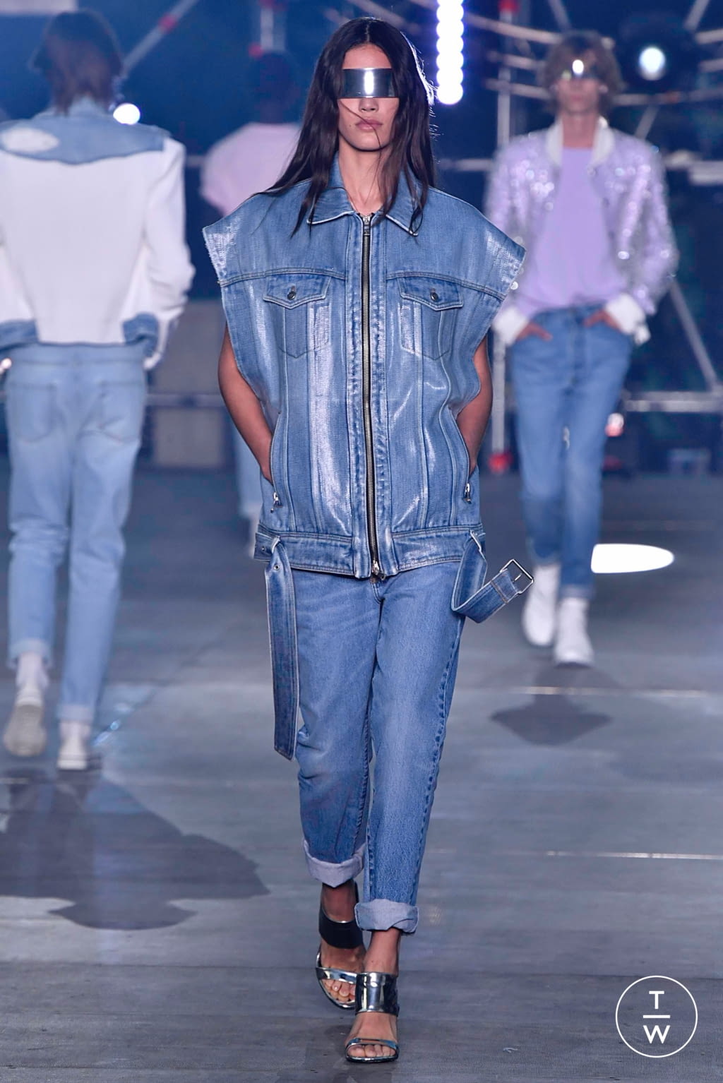 Fashion Week Paris Spring/Summer 2020 look 26 from the Balmain collection 男装