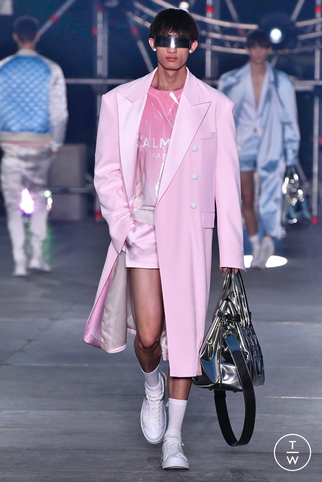 Fashion Week Paris Spring/Summer 2020 look 36 from the Balmain collection 男装