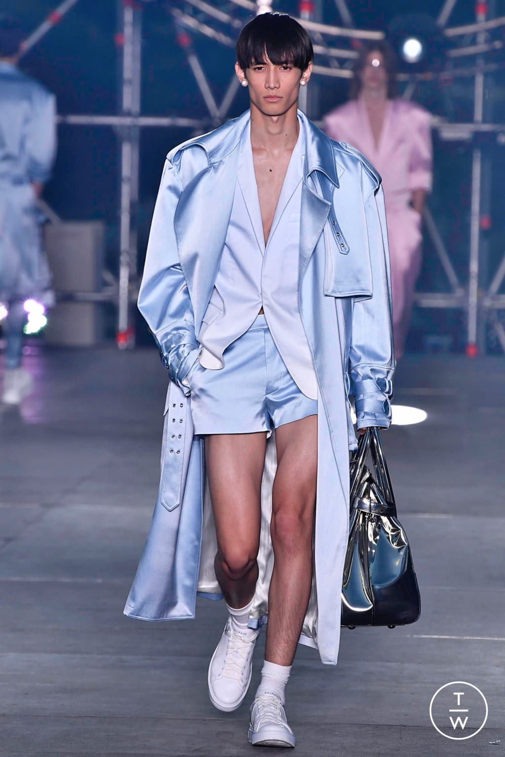 Fashion Week Paris Spring/Summer 2020 look 37 from the Balmain collection 男装
