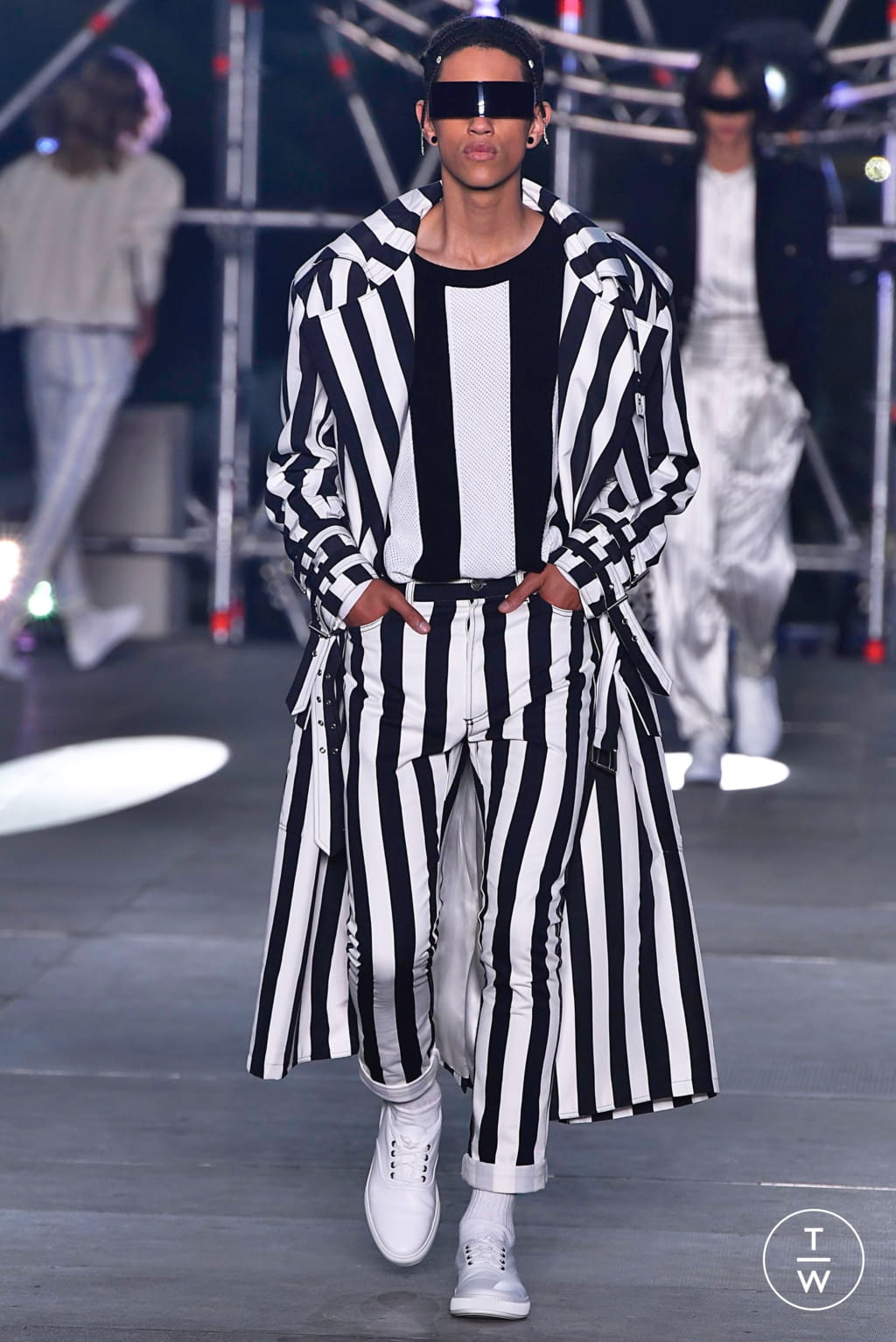 Fashion Week Paris Spring/Summer 2020 look 46 from the Balmain collection 男装