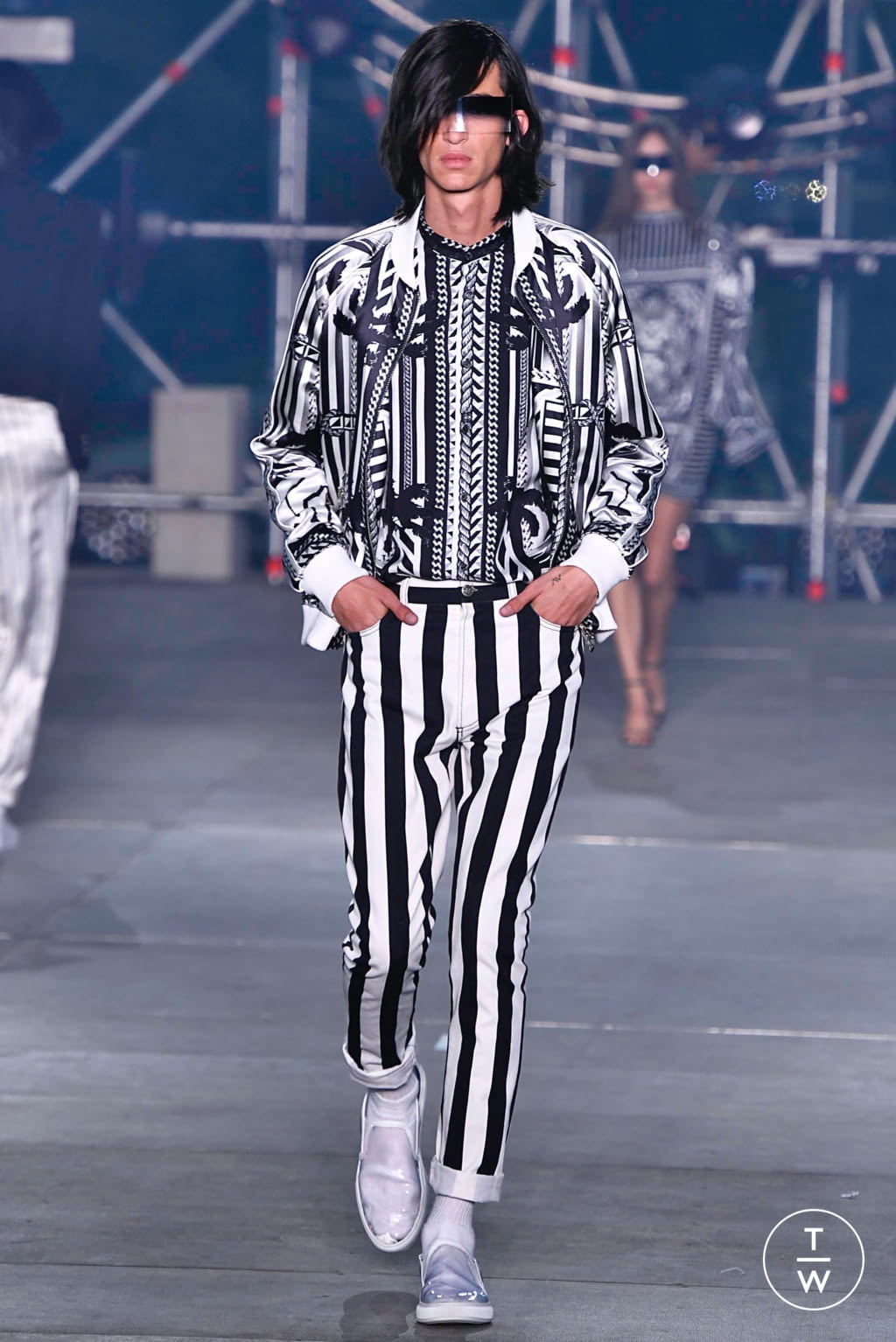 Fashion Week Paris Spring/Summer 2020 look 49 from the Balmain collection 男装