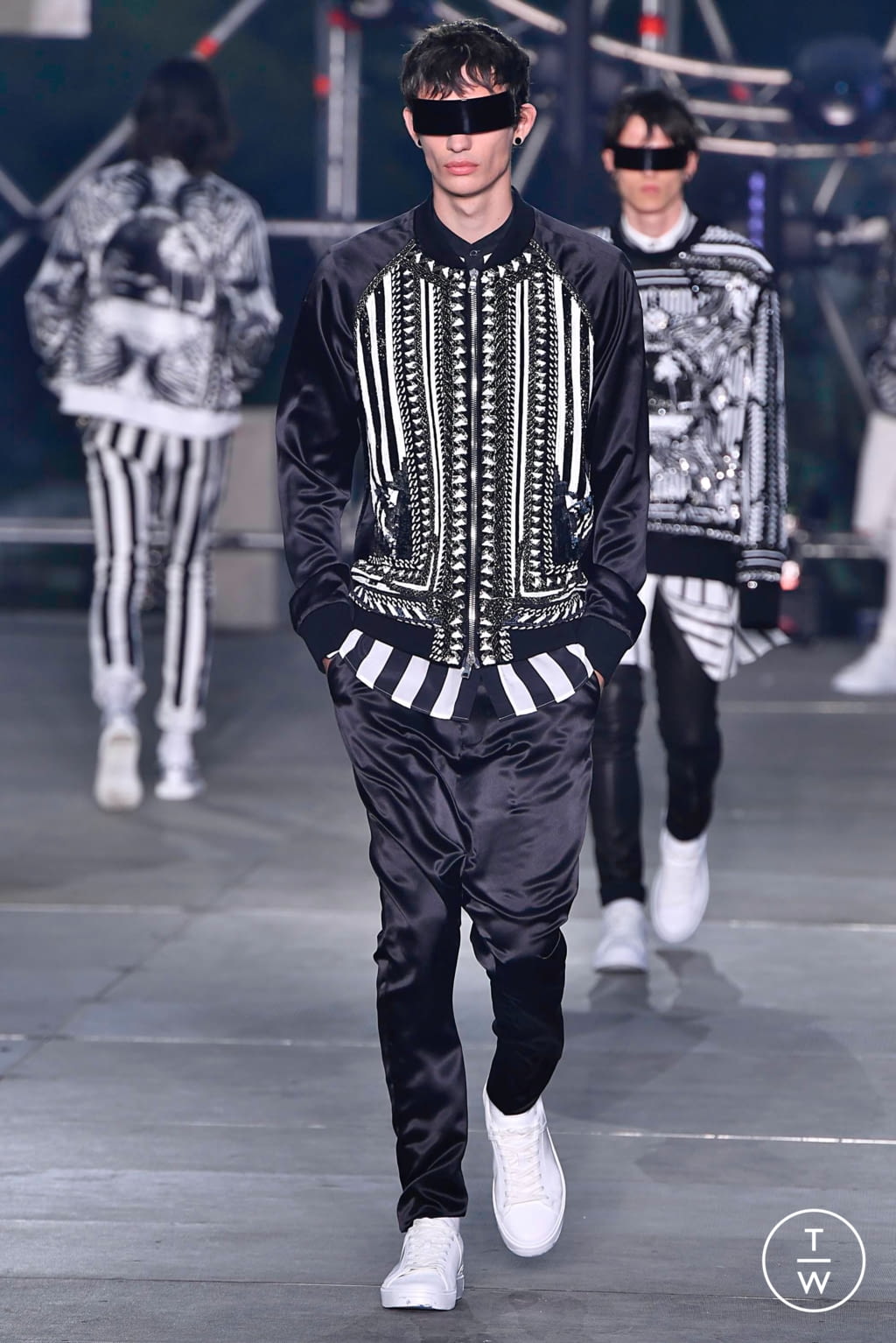 Fashion Week Paris Spring/Summer 2020 look 51 from the Balmain collection 男装