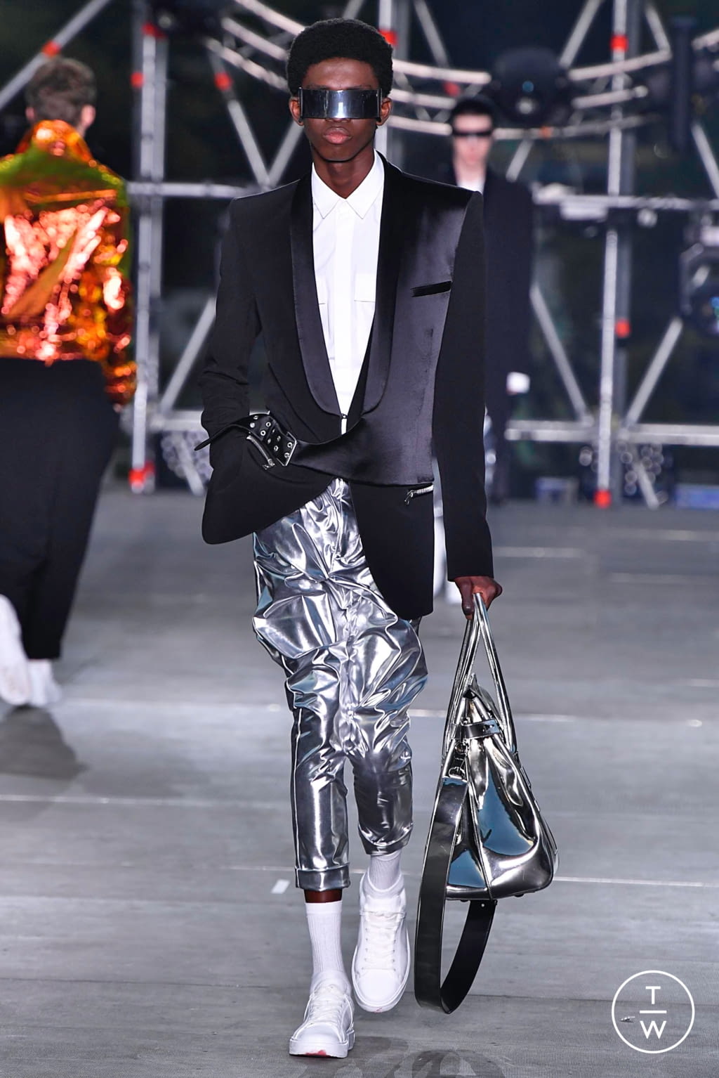 Fashion Week Paris Spring/Summer 2020 look 80 from the Balmain collection 男装
