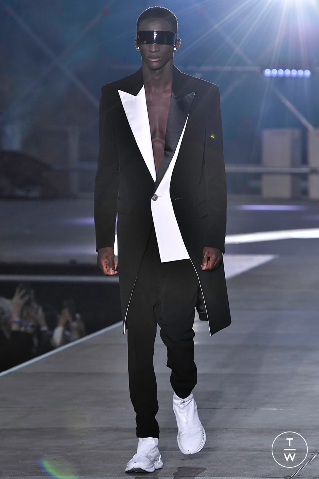 Fashion Week Paris Spring/Summer 2020 look 88 de la collection Balmain menswear