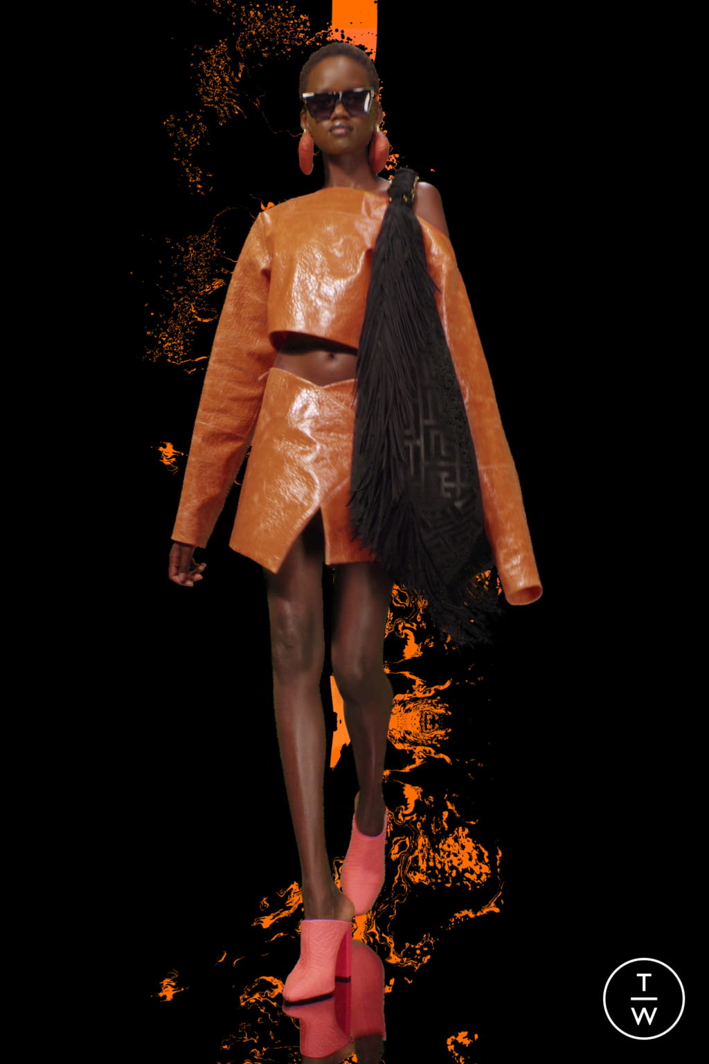 Fashion Week Paris Resort 2022 look 33 from the Balmain collection womenswear