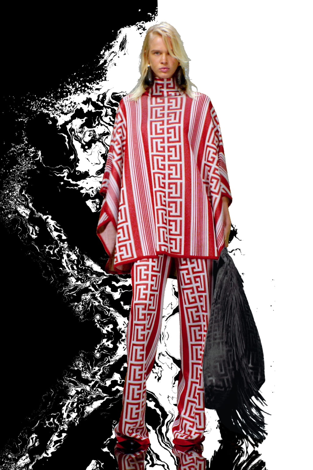 Fashion Week Paris Resort 2022 look 44 from the Balmain collection womenswear