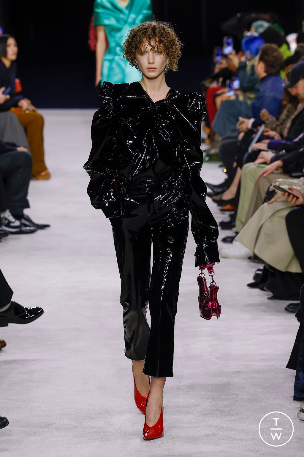 Fashion Week Paris Fall/Winter 2023 look 28 from the Balmain collection 女装