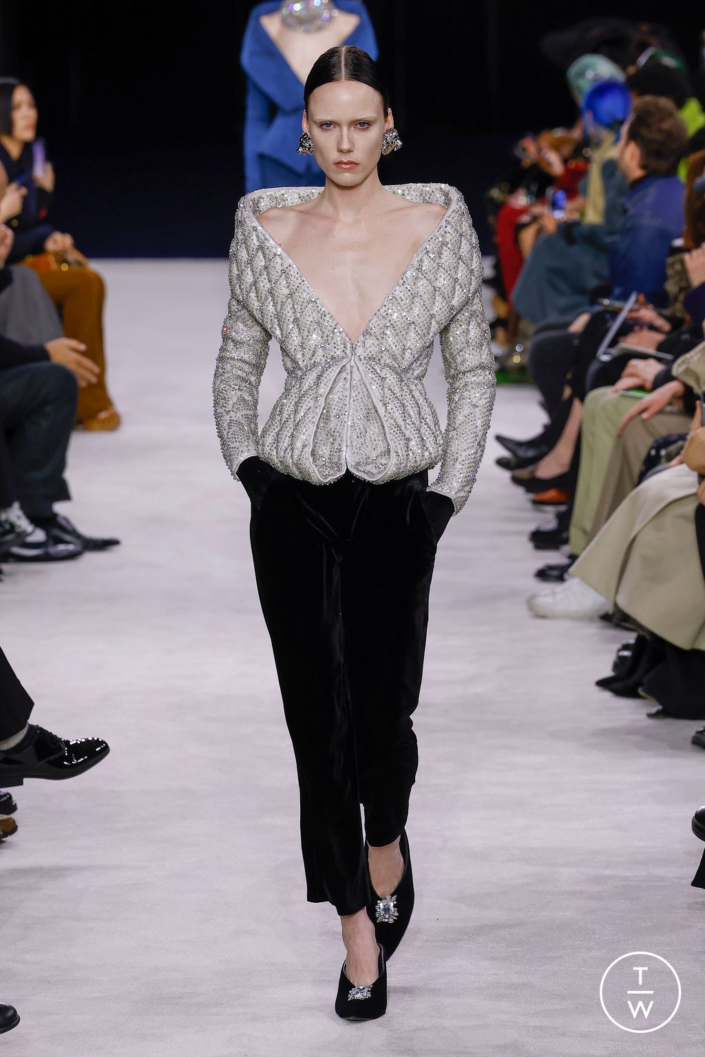 Fashion Week Paris Fall/Winter 2023 look 36 from the Balmain collection womenswear