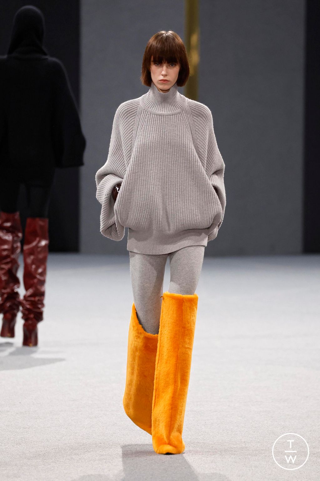 Fashion Week Paris Fall/Winter 2025 look 8 from the Balmain collection womenswear