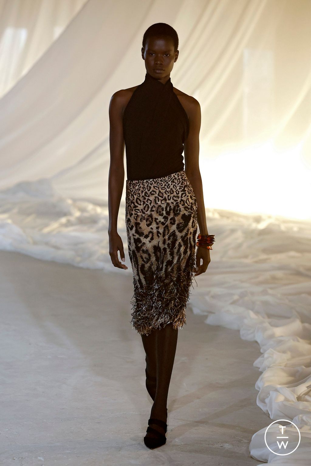 Fashion Week Paris Fall/Winter 2026 look 36 from the Balmain collection 女装