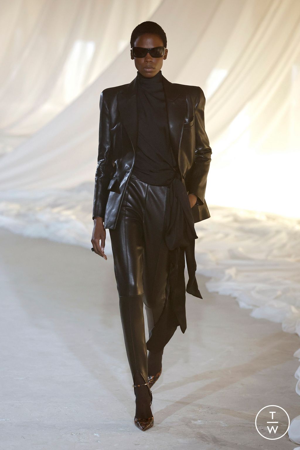 Fashion Week Paris Fall/Winter 2026 look 47 from the Balmain collection 女装