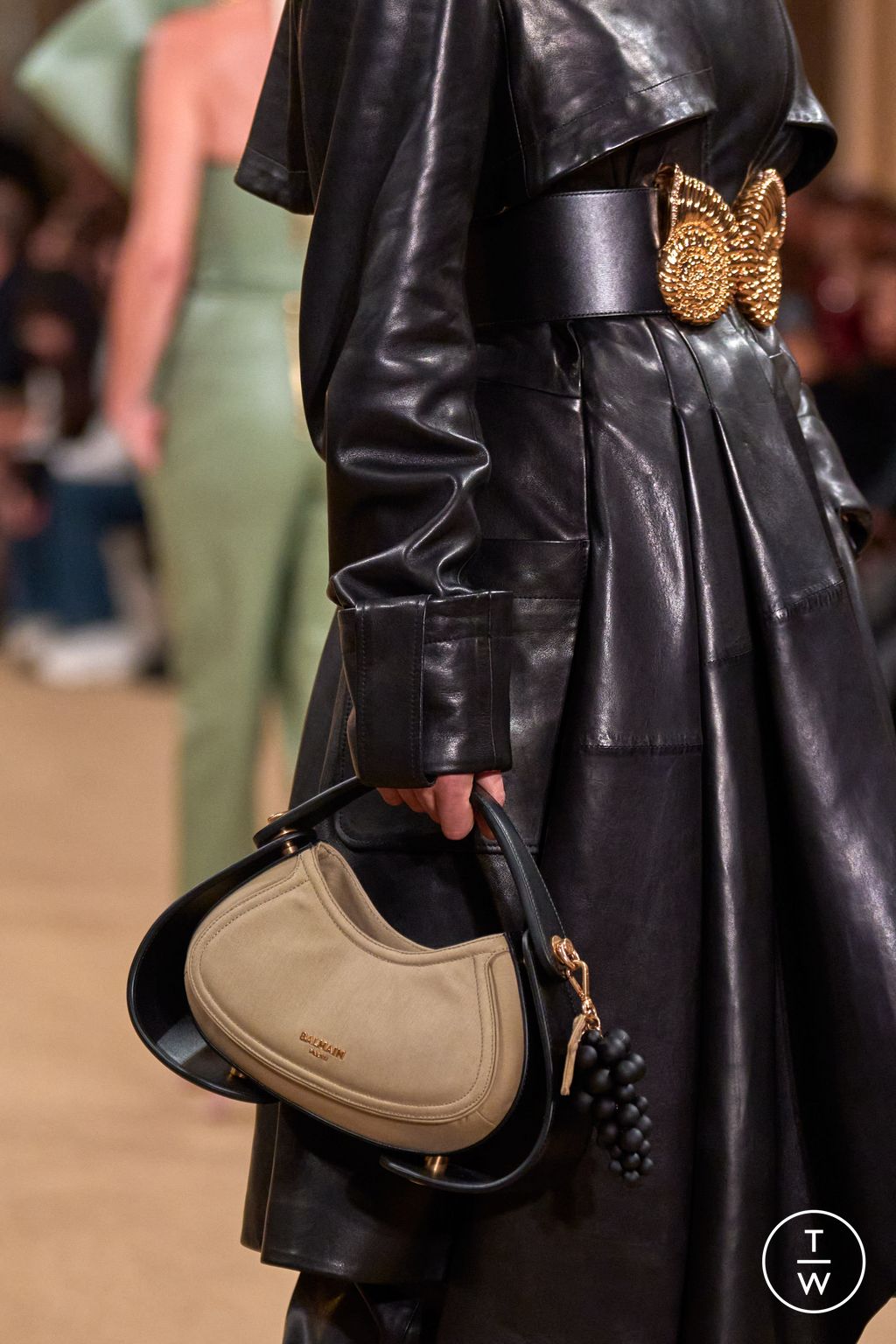 Fashion Week Paris Fall/Winter 2024 look 11 from the Balmain collection womenswear accessories