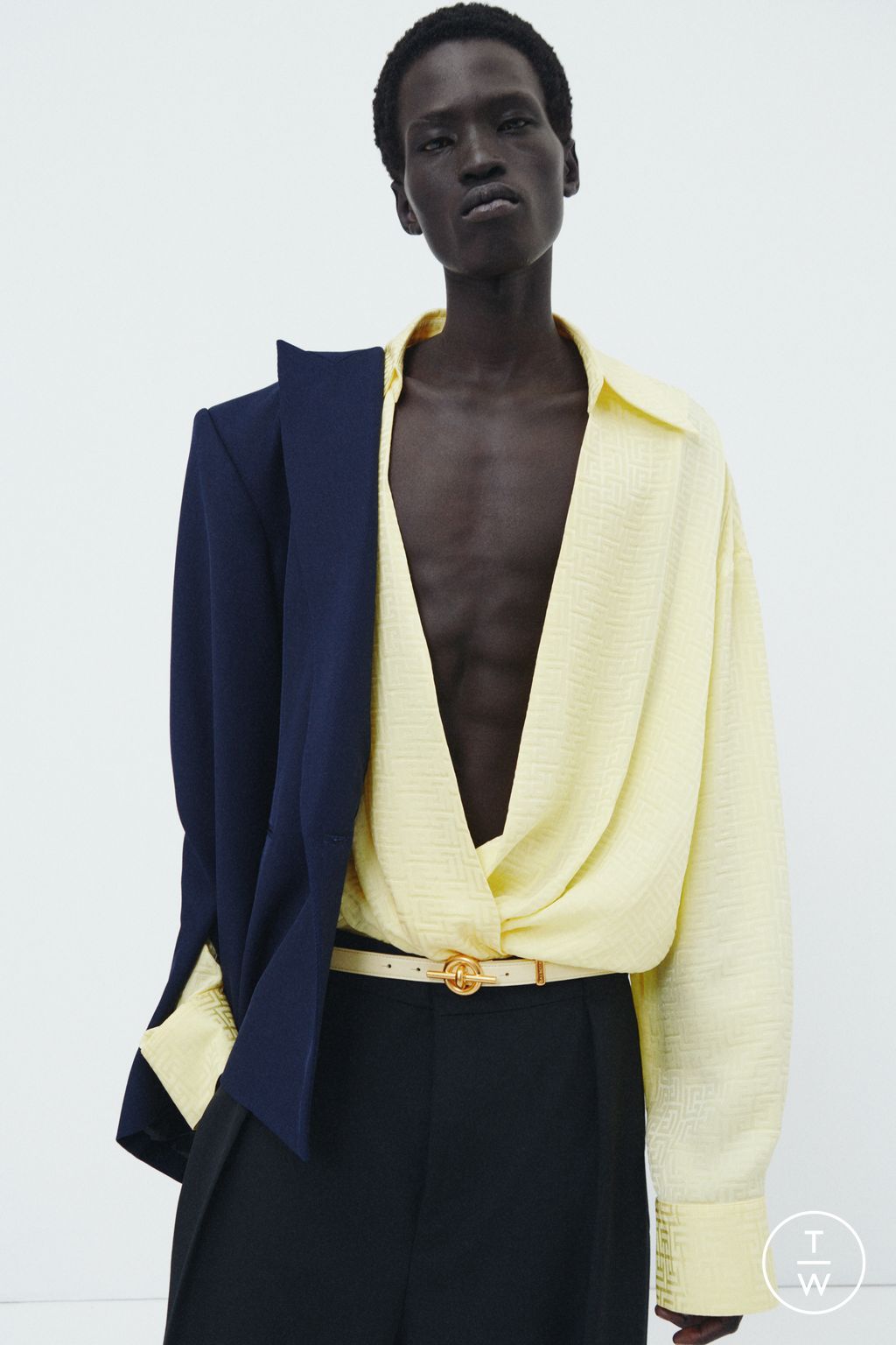 Fashion Week Paris Resort 2026 look 4 de la collection Balmain menswear