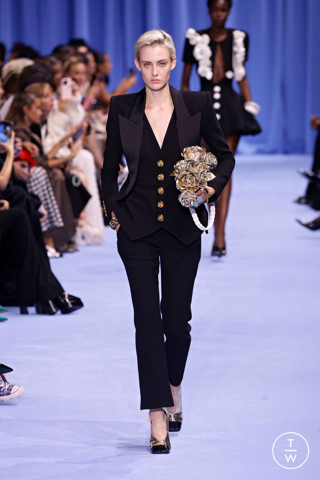 Fashion Week Paris Spring/Summer 2024 look 5 from the Balmain collection womenswear