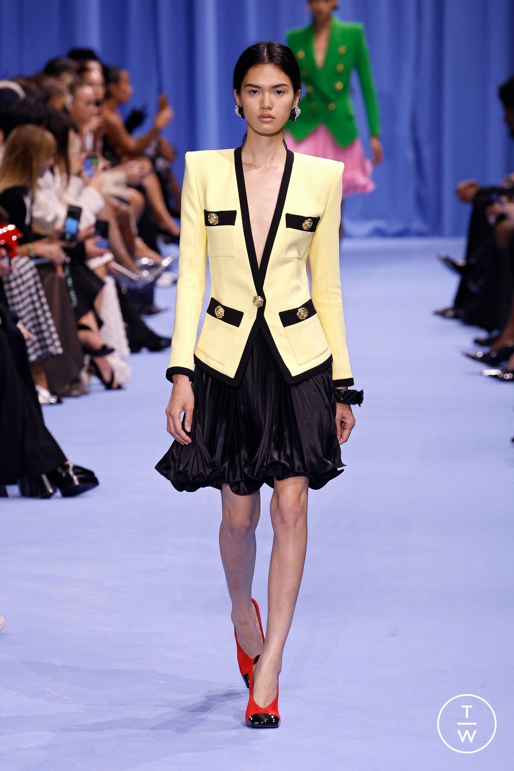 Fashion Week Paris Spring/Summer 2024 look 11 from the Balmain collection 女装