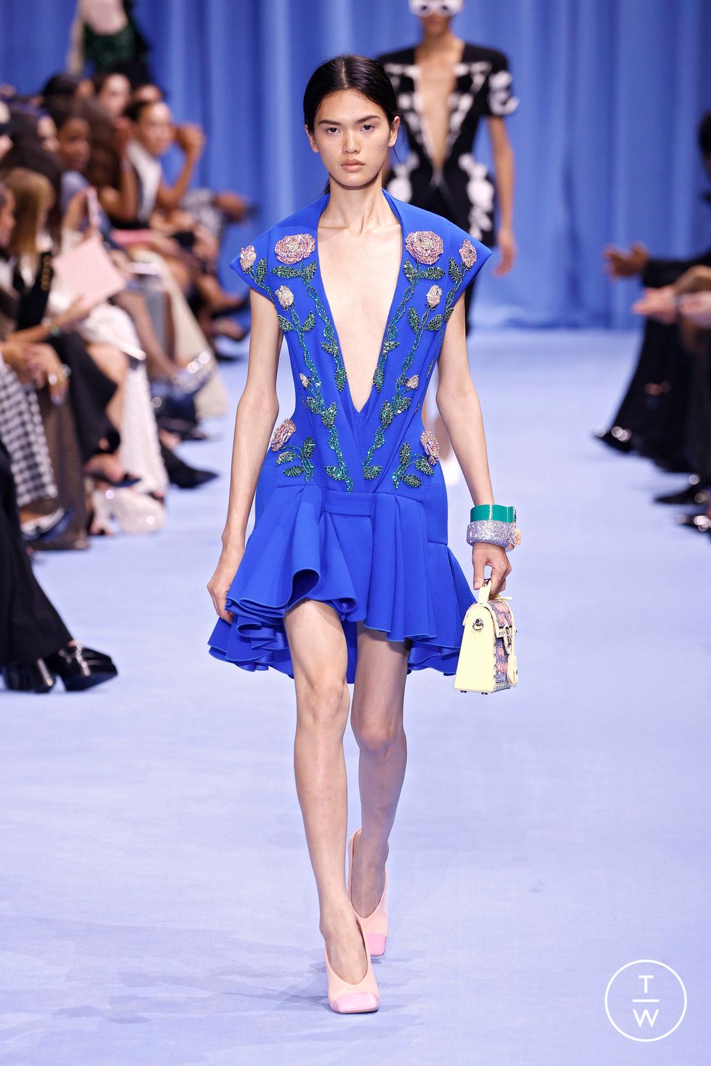 Fashion Week Paris Spring/Summer 2024 look 45 from the Balmain collection womenswear