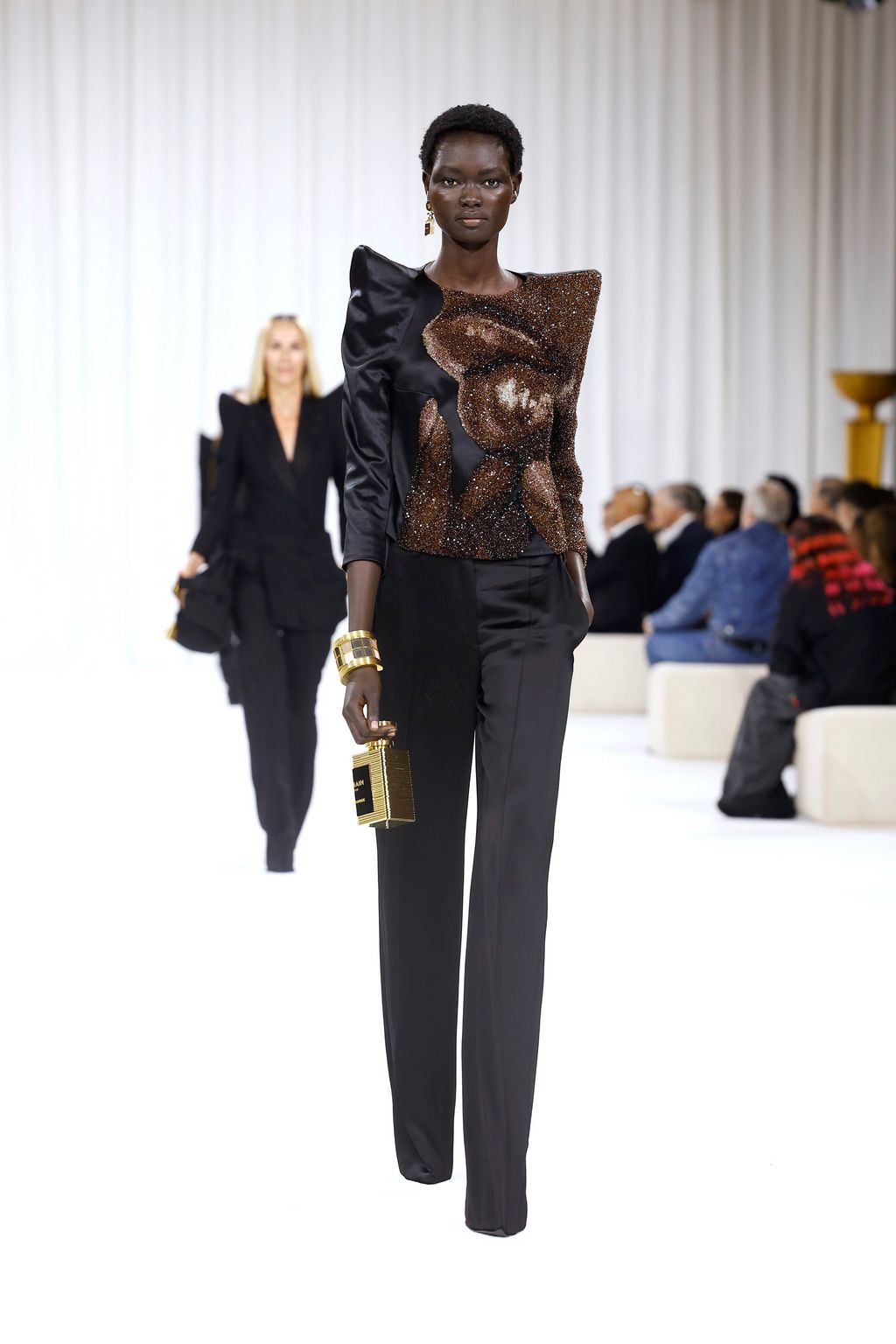 Fashion Week Paris Spring/Summer 2025 look 6 from the Balmain collection womenswear