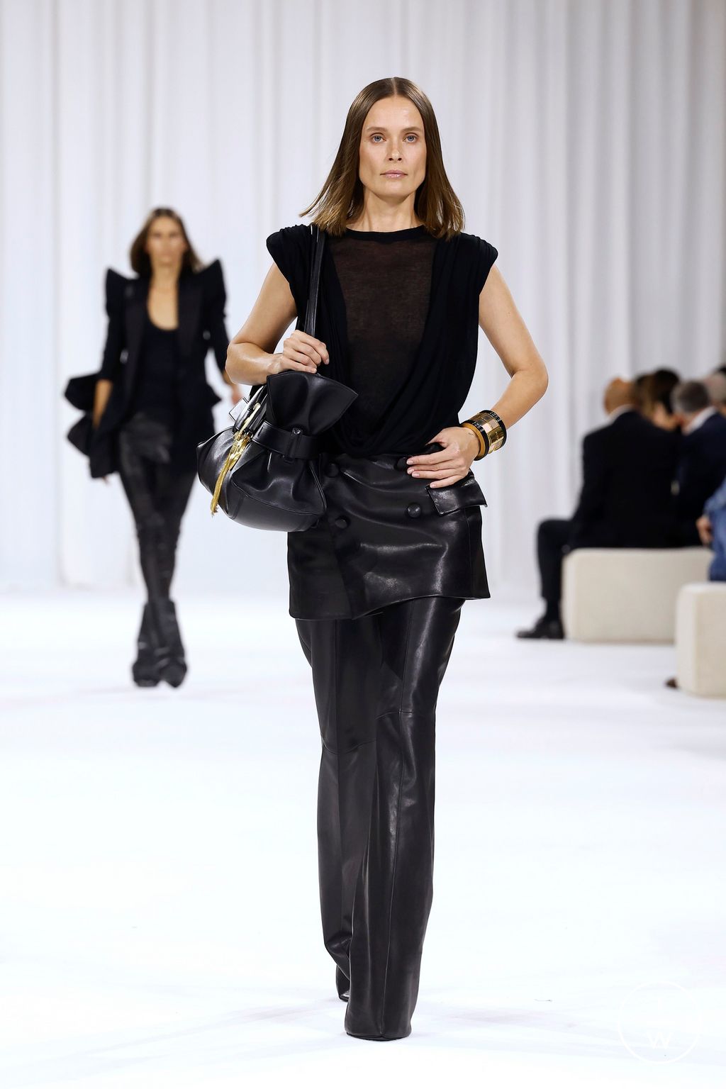 Fashion Week Paris Spring/Summer 2025 look 9 from the Balmain collection womenswear