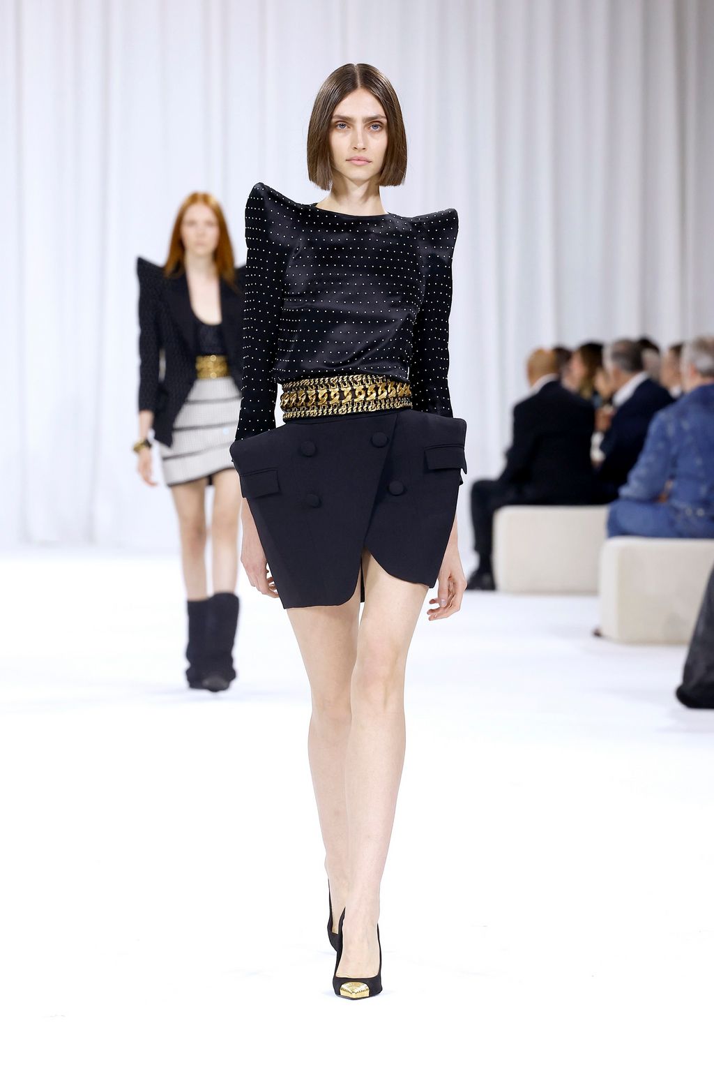 Fashion Week Paris Spring/Summer 2025 look 24 from the Balmain collection womenswear