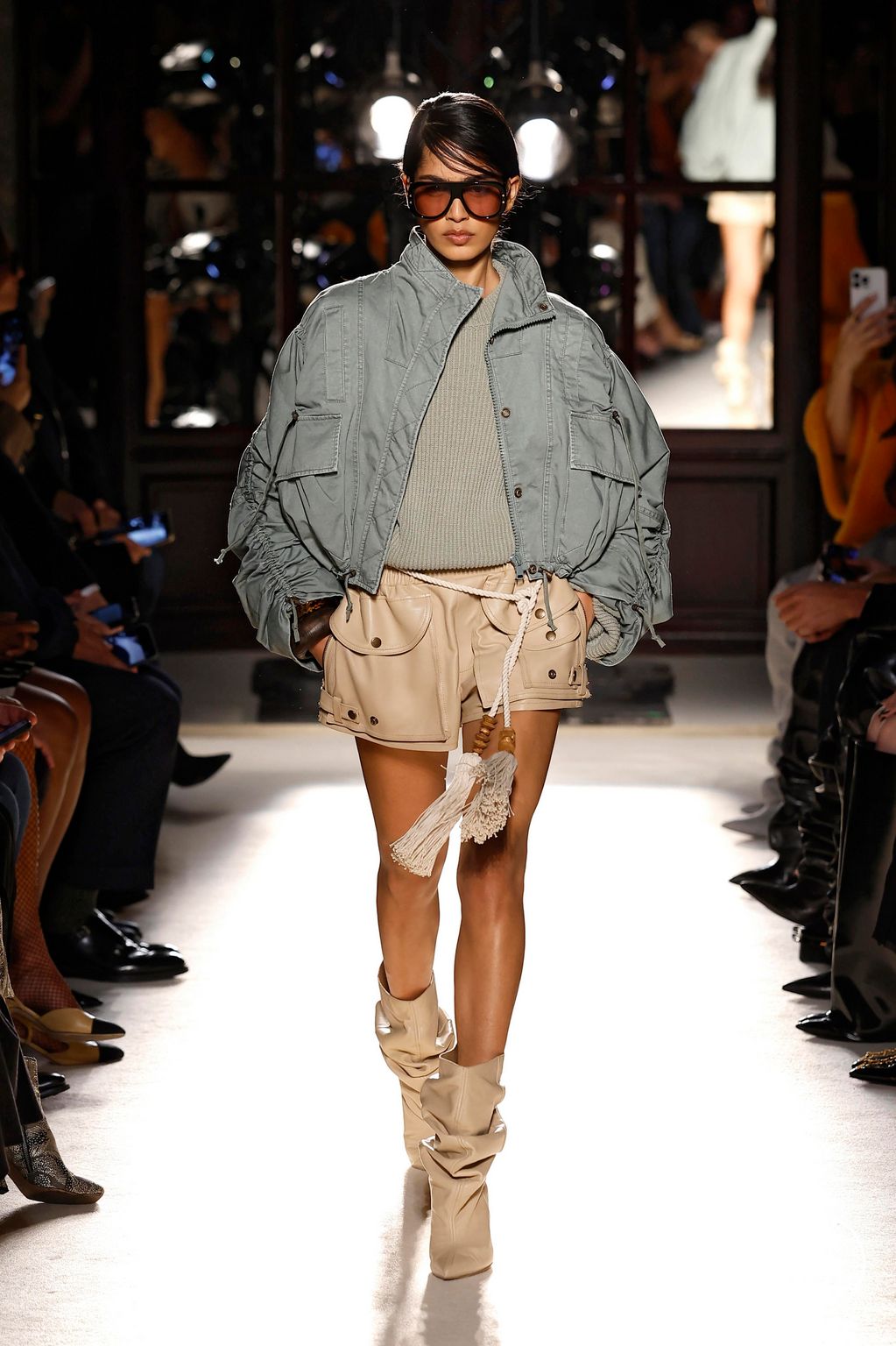 Fashion Week Paris Spring/Summer 2026 look 15 from the Balmain collection womenswear