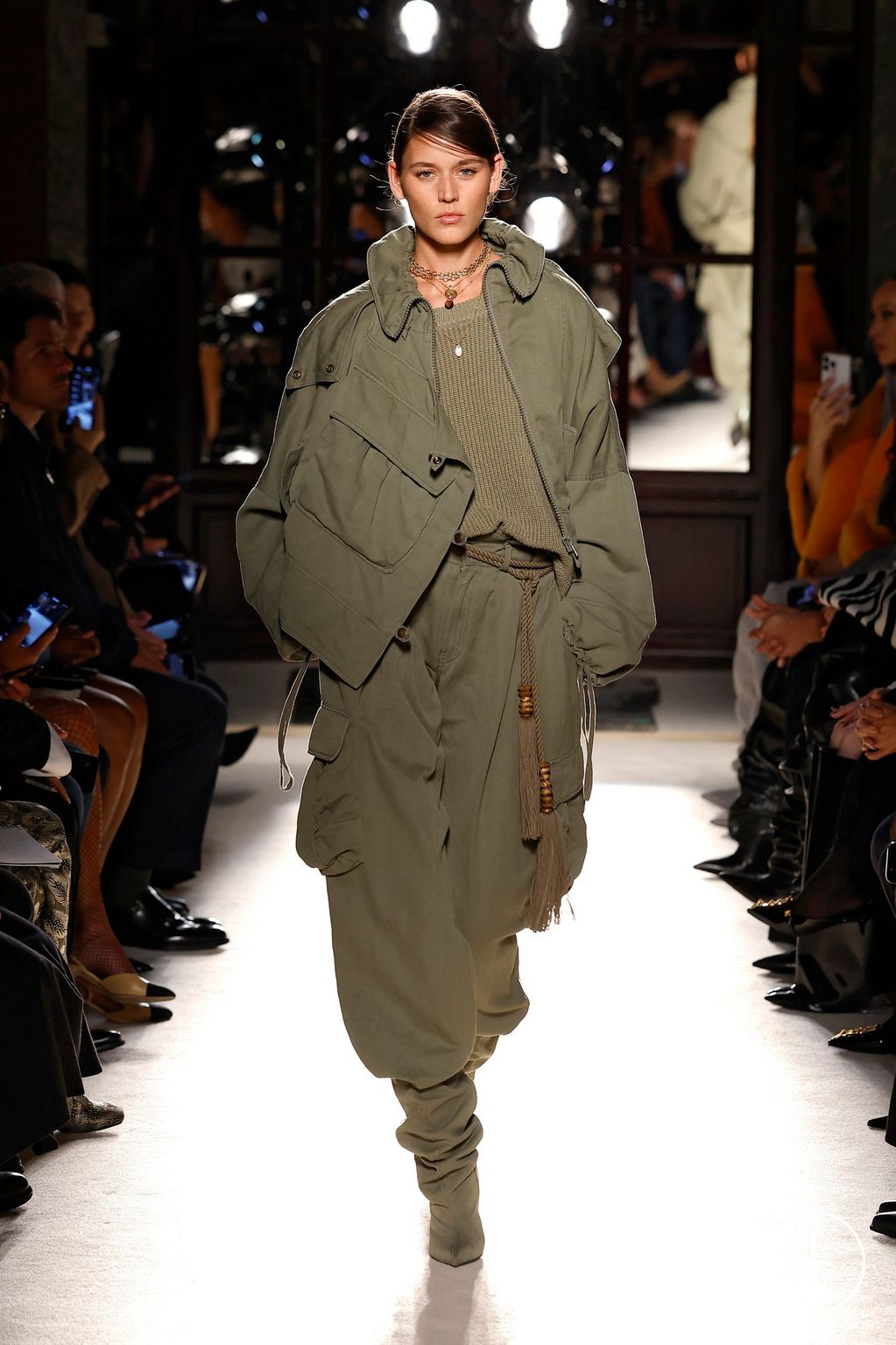 Fashion Week Paris Spring/Summer 2026 look 23 from the Balmain collection womenswear