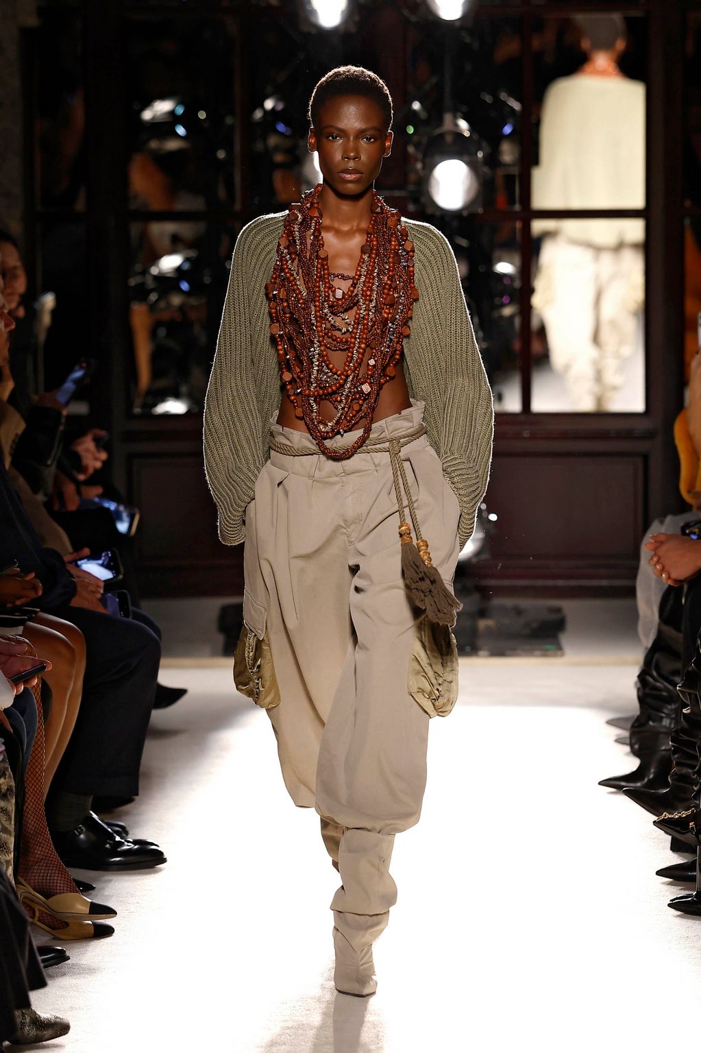 Fashion Week Paris Spring/Summer 2026 look 26 from the Balmain collection womenswear