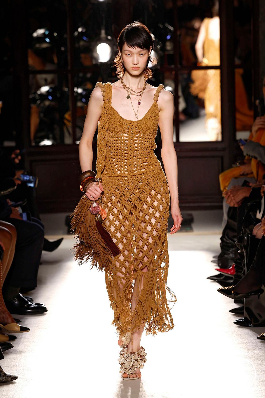 Fashion Week Paris Spring/Summer 2026 look 35 from the Balmain collection womenswear