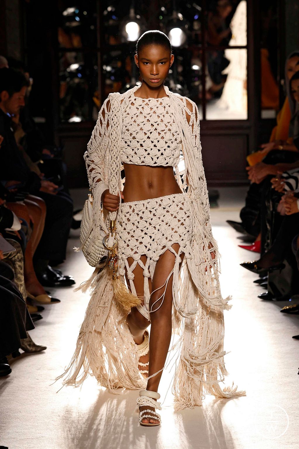 Fashion Week Paris Spring/Summer 2026 look 43 from the Balmain collection womenswear