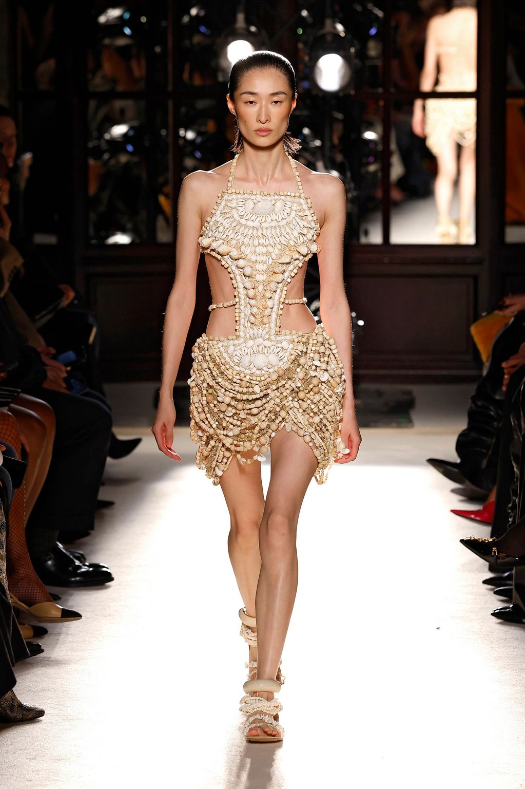 Fashion Week Paris Spring/Summer 2026 look 48 from the Balmain collection womenswear