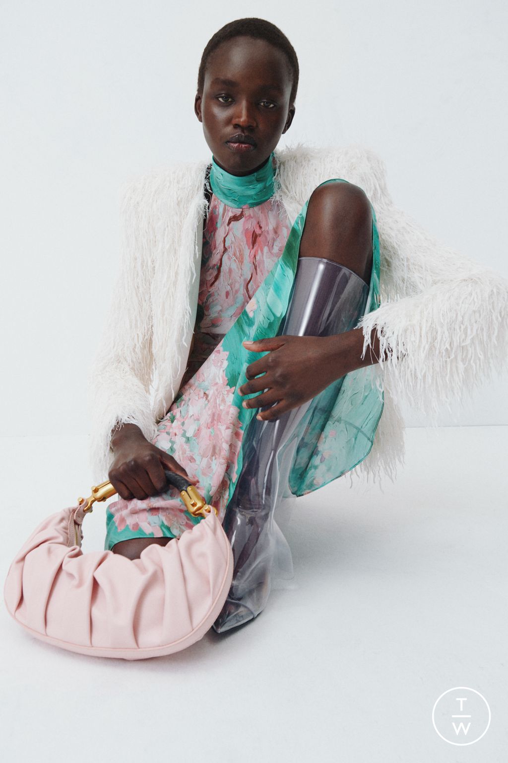 Fashion Week Paris Resort 2026 look 17 from the Balmain collection womenswear