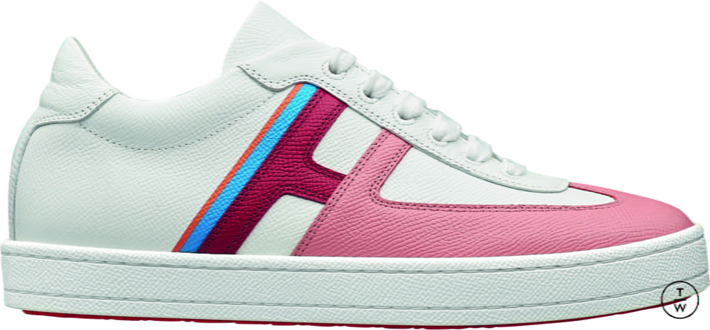 Fashion Week Paris Spring/Summer 2021 look 20 from the Hermès collection womenswear accessories