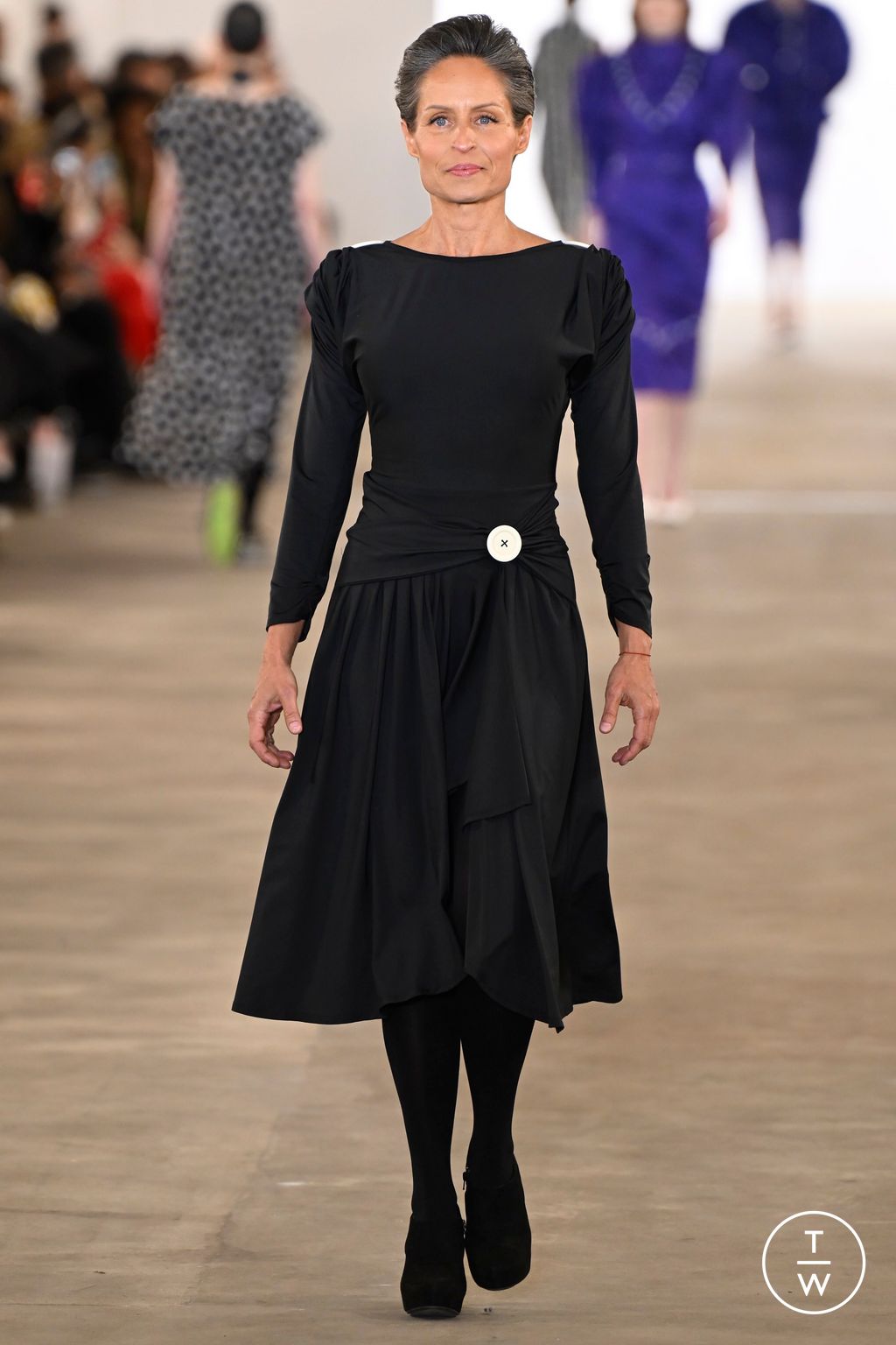 Fashion Week New York Fall/Winter 2024 look 18 de la collection Batsheva womenswear