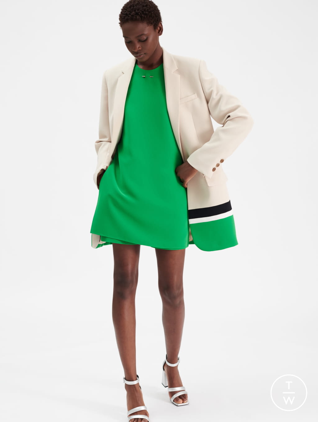 Fashion Week Paris Spring/Summer 2022 look 28 from the Barbara Bui collection 女装