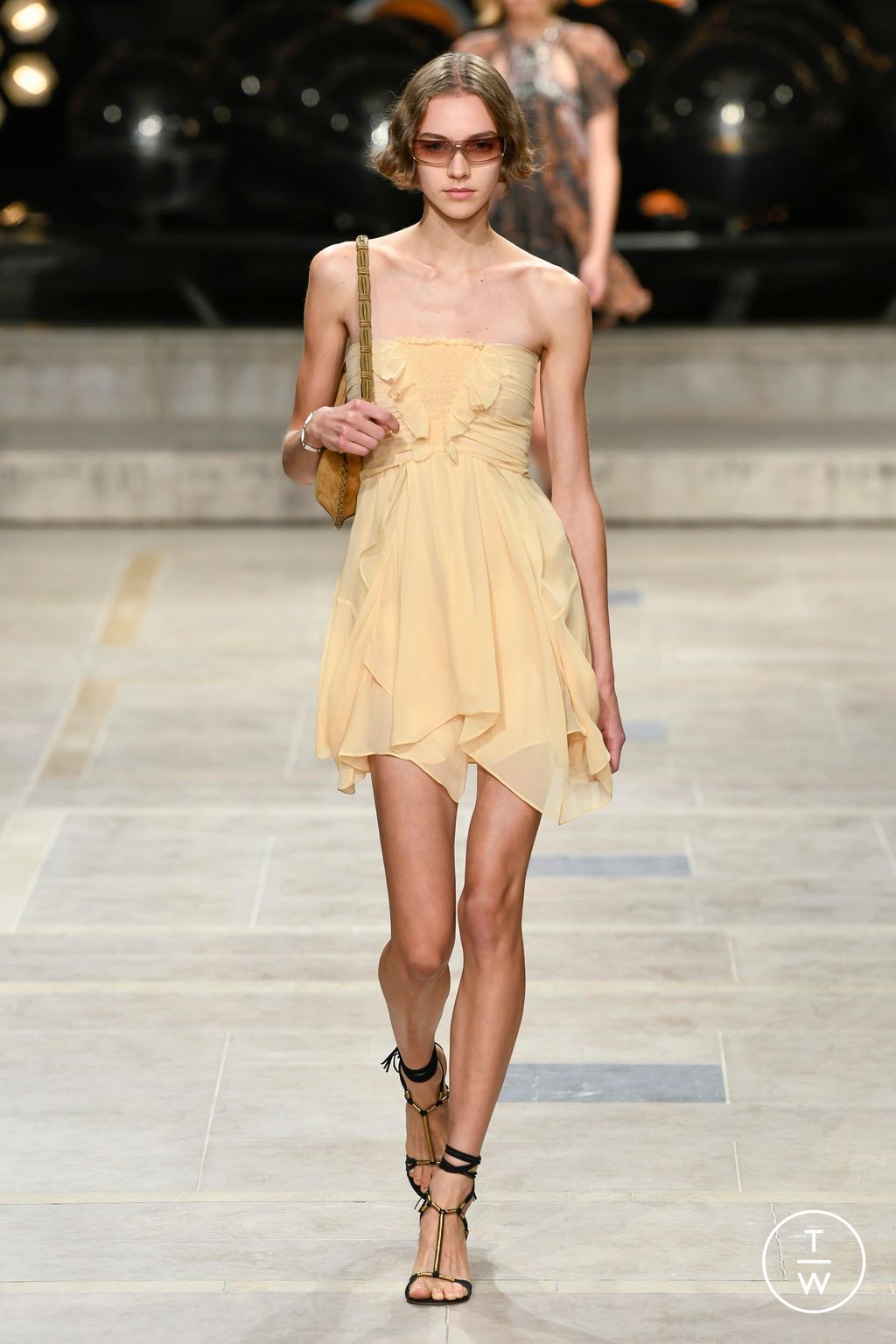 Fashion Week Paris Spring/Summer 2023 look 13 from the Isabel Marant collection womenswear