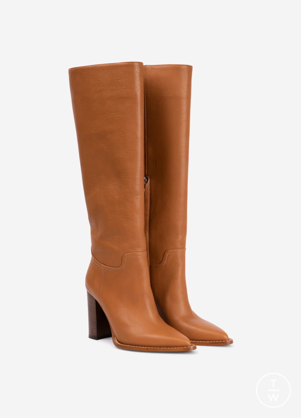 Fashion Week Paris Fall/Winter 2020 look 18 from the Barbara Bui collection womenswear accessories