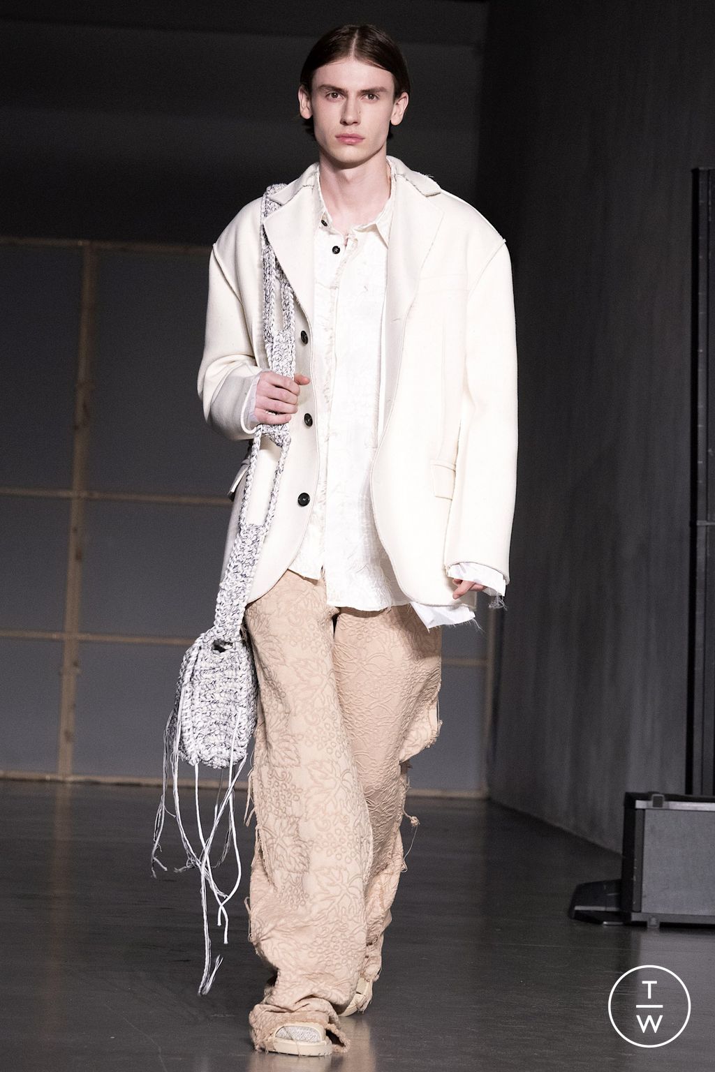 Fashion Week Milan Fall/Winter 2023 look 14 from the Federico Cina collection menswear