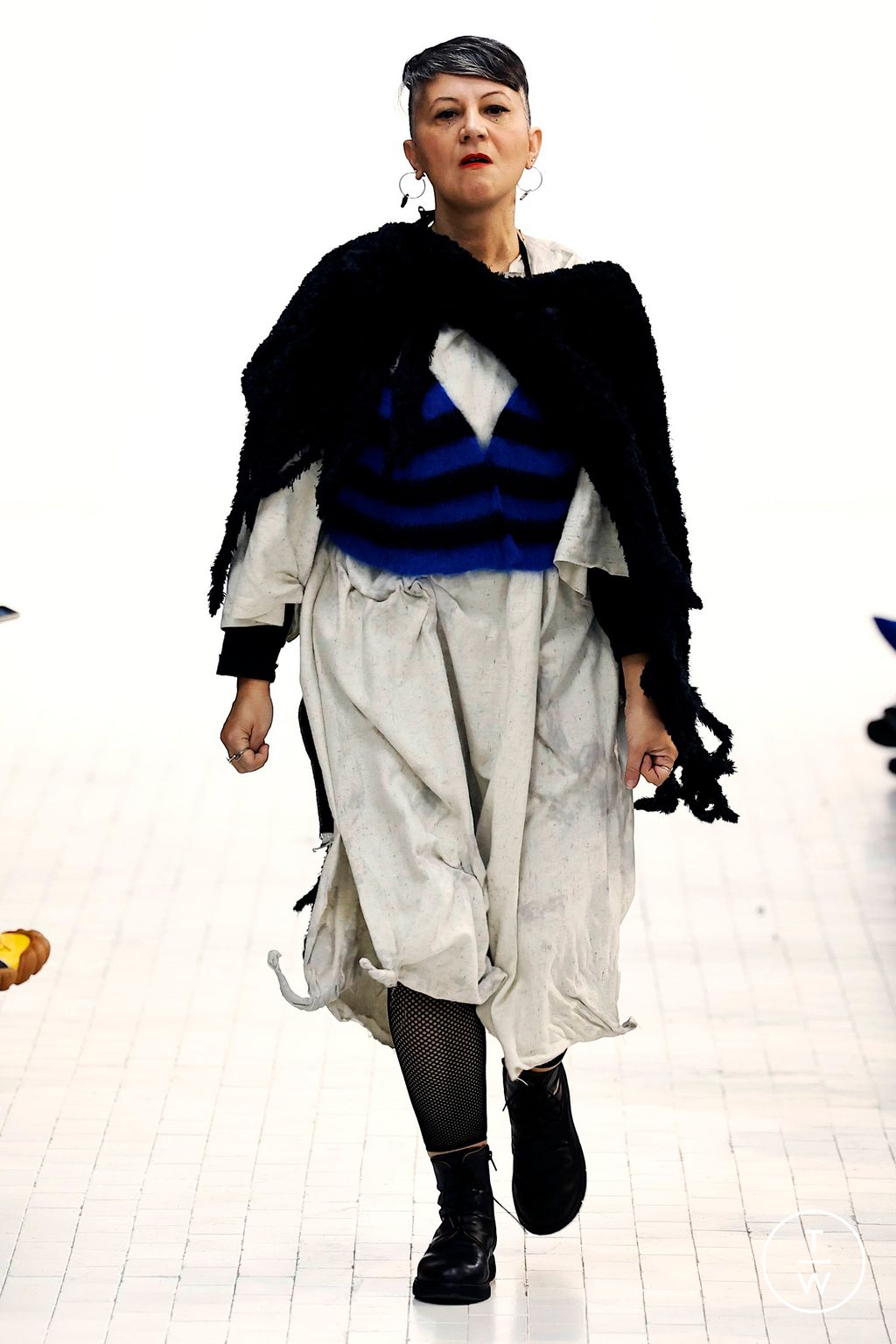 Fashion Week Milan Fall/Winter 2023 look 25 de la collection Simon Cracker menswear