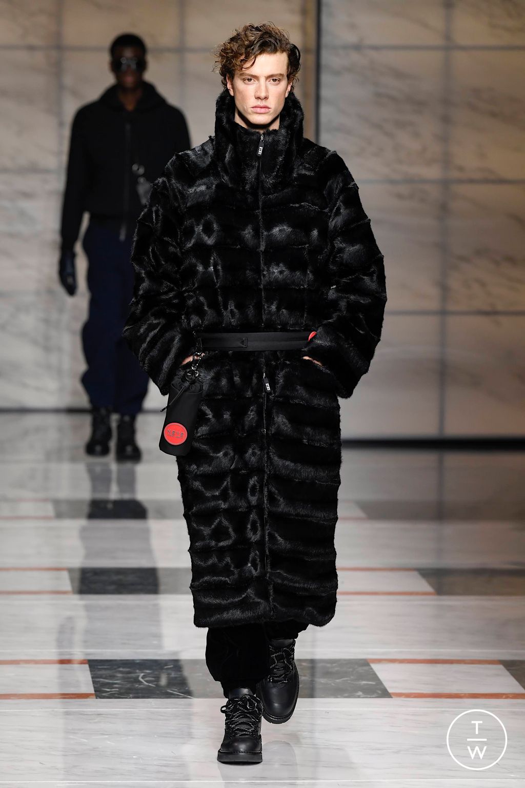 Fashion Week Milan Fall/Winter 2023 look 55 from the Giorgio Armani collection 男装