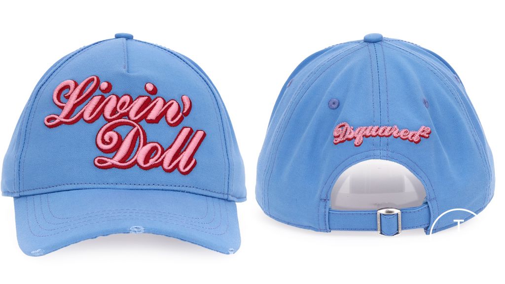 Fashion Week Milan Fall/Winter 2023 look 28 from the Dsquared2 collection 女装配饰