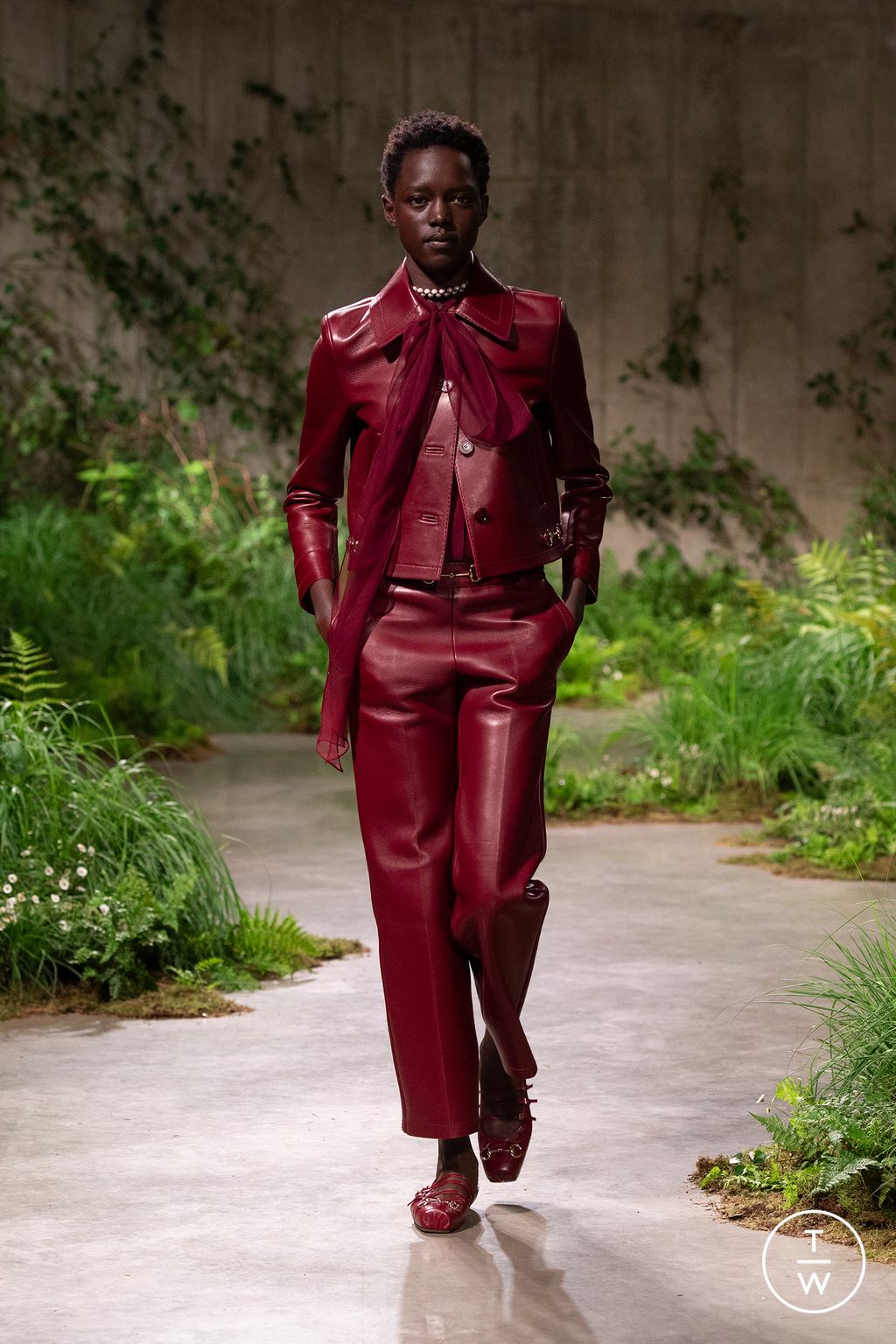 Fashion Week Milan Resort 2025 look 8 from the Gucci collection womenswear