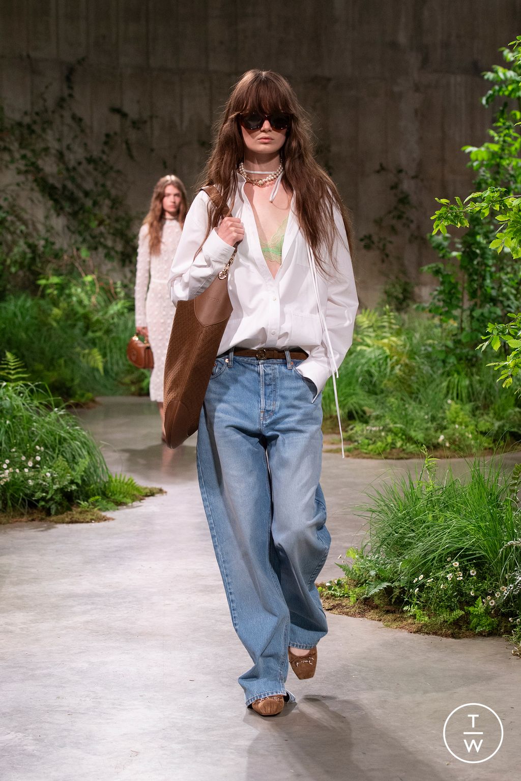 Fashion Week Milan Resort 2025 look 10 from the Gucci collection womenswear