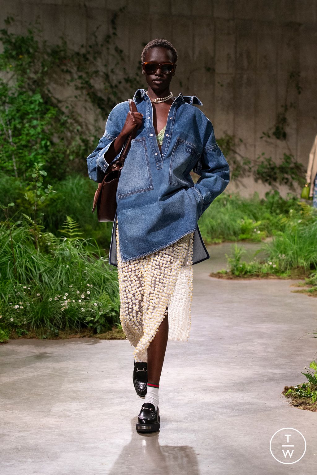 Fashion Week Milan Resort 2025 look 15 de la collection Gucci womenswear