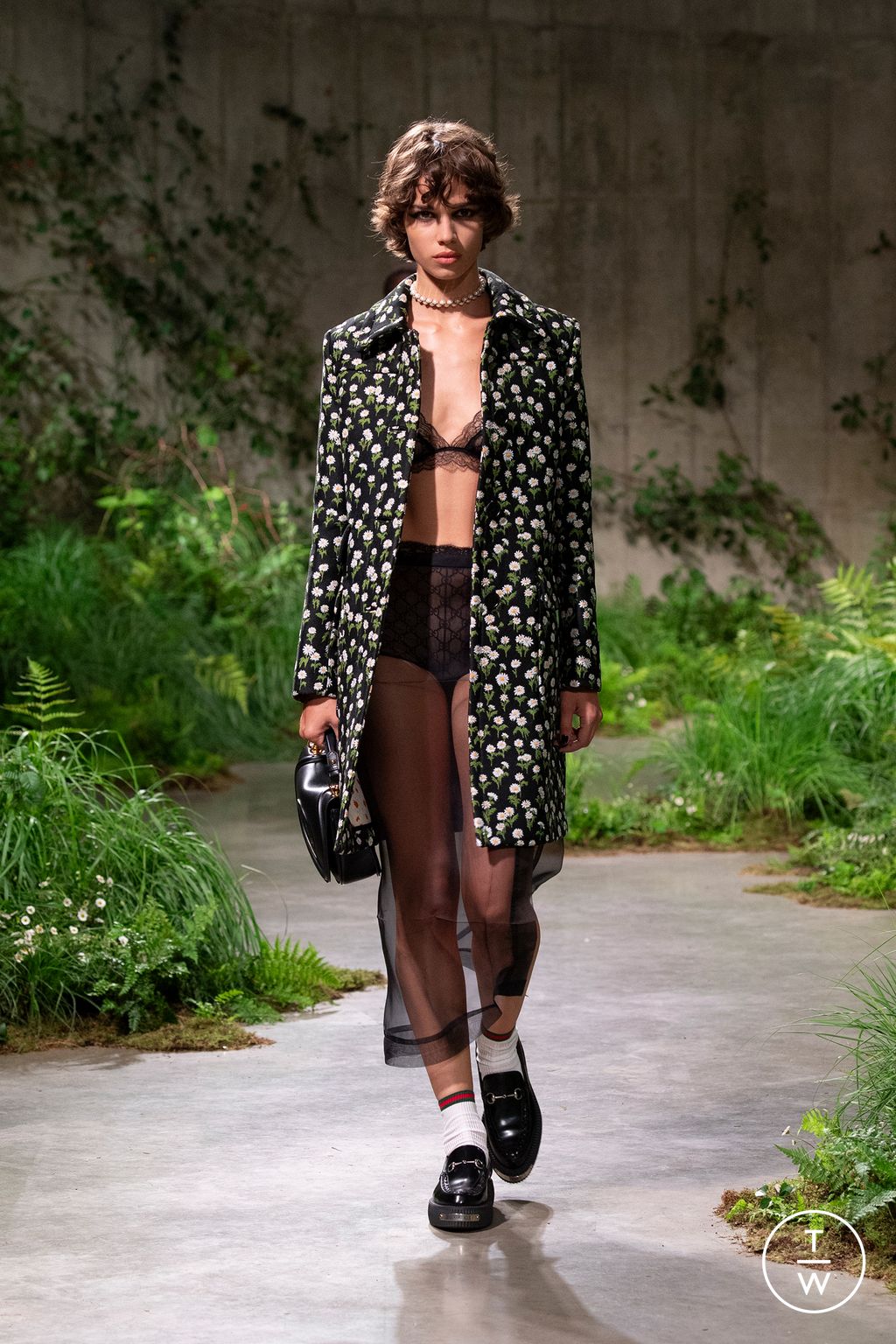 Fashion Week Milan Resort 2025 look 39 de la collection Gucci womenswear